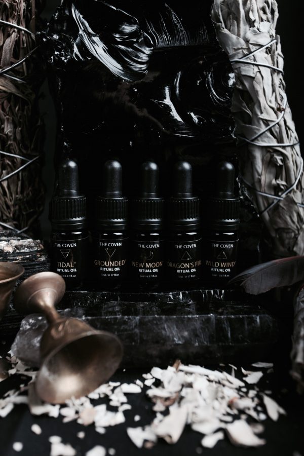 Dragon's Fire Ritual Oil - Image 2